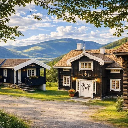 Smie Pa Sjarmerende Og Historisk Gard Casa vacanze Baukal